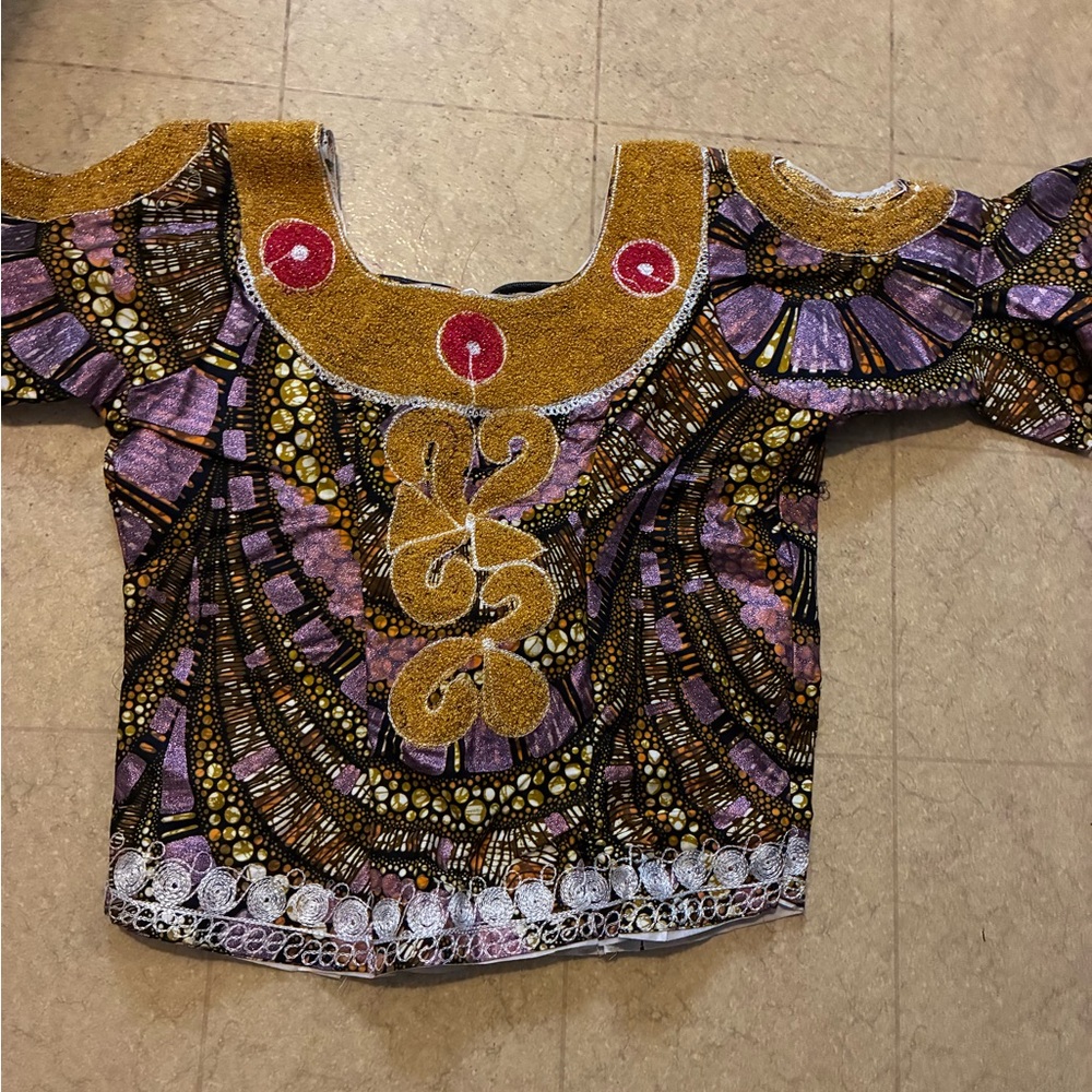 Women top African unique colorful print handmade top pit to
Pit 20” size
Medium